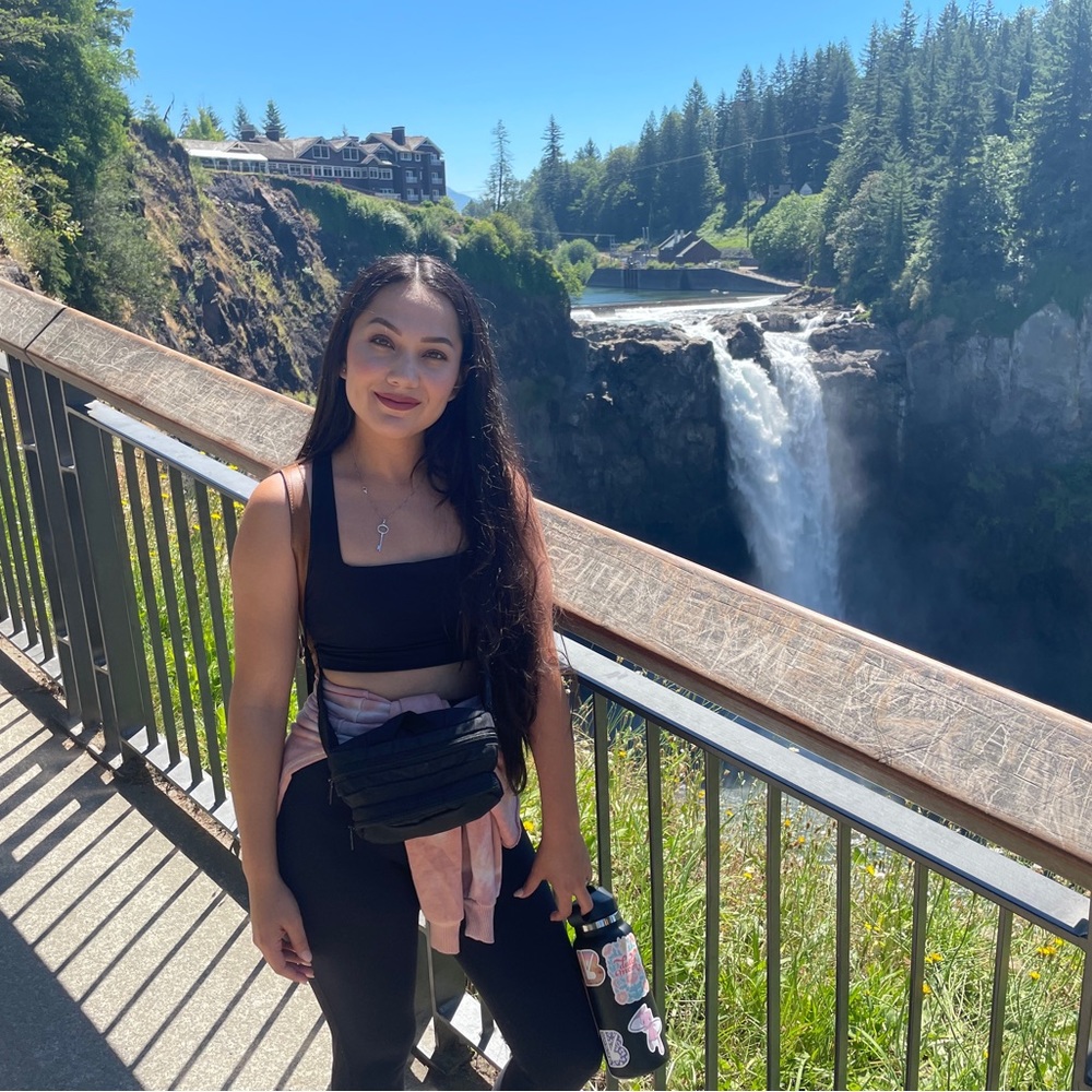 Meet your Posher, Grecia